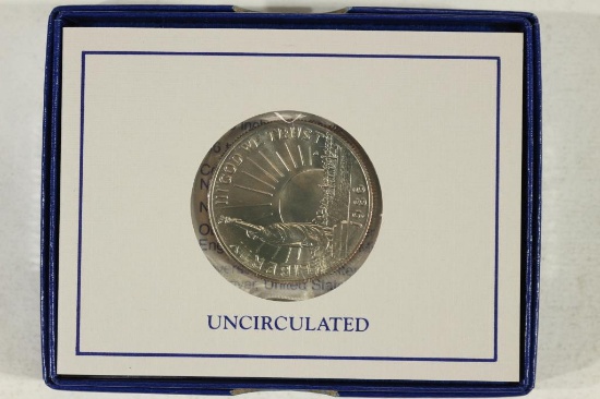 1986 STATUE OF LIBERTY UNC SILVER DOLLAR