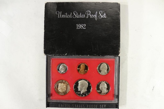 1982 US PROOF SET (WITH BOX)
