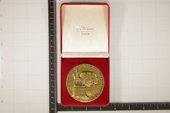 2 1/2'' YORKTOWN COMMEMORATIVE MEDAL BY S. A.