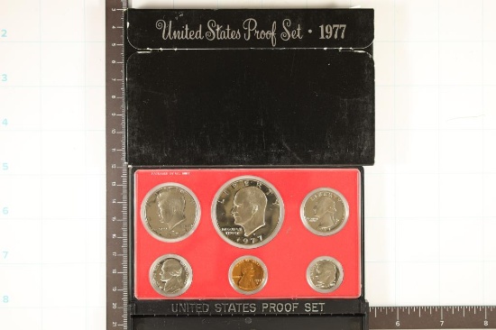1977 US PROOF SET (WITH BOX)