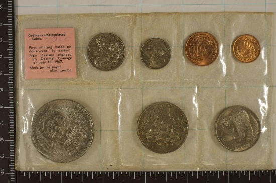 1967 NEW ZEALAND 7 COIN UNC SET IN ORIGINAL ROYAL