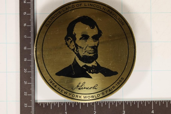 6.59 OZ. 3.5" ABRAHAM LINCOLN PAPERWEIGHT