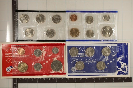 2005 US MINT SET (UNC) P/D (WITH ENVELOPE)