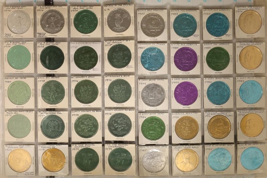 40 ASSORTED ALUMINUM COLORIZED MARDI GRAS TOKENS: