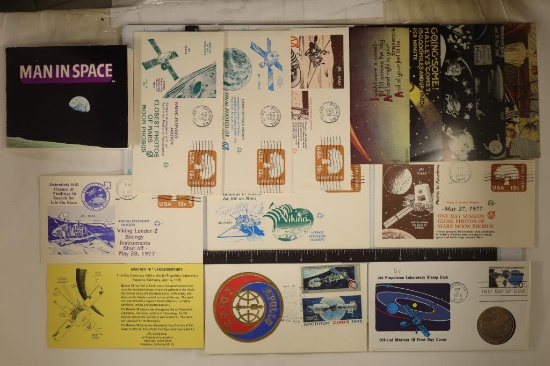 13 PIECES OF US SPACE MEMORABILIA: 8 FDC'S ONE