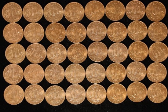 40-1967 AUSTRALIA BRILLIANT UNC HALF PENNIES