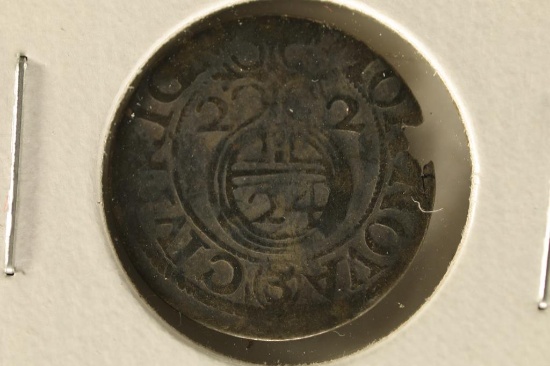1600'S HAND HAMMERED POLAND SILVER 1/24TH TALER