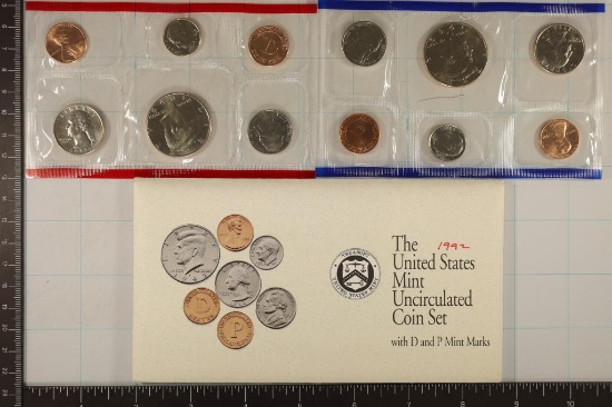 1992 US MINT SET (UNC) P/D (WITH ENVELOPE)
