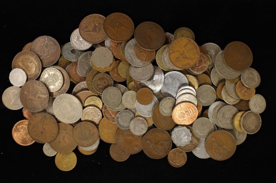 APPROX 1 POUND OF FOREIGN COINS: DIFFERENT