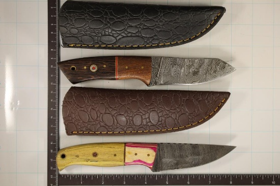 2 DAMASCUS STEEL KNIVES NEW WITH LEATHER SHEATHS: