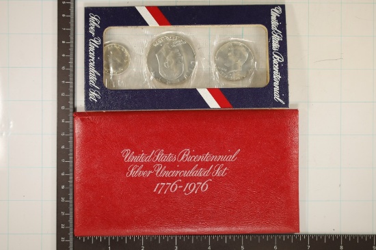 1976 SILVER 3 COIN BICENTENNIAL UNC SET IN RED