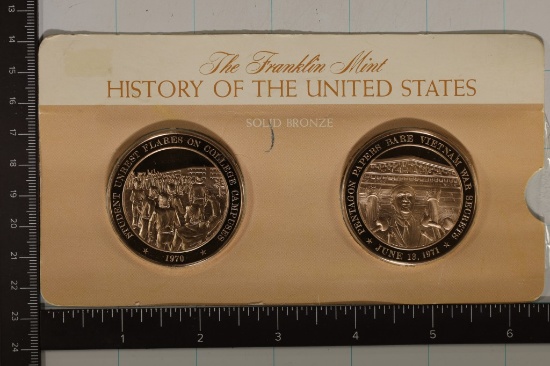 2 FRANKLIN MINT HISTORY OF THE UNITED STATES MEDAL
