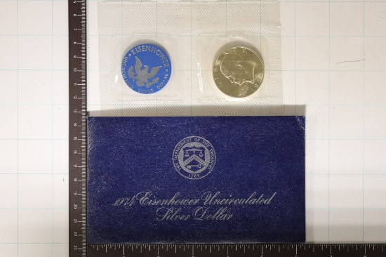 1974 IKE SILVER DOLLAR (BLUE PACK) UNC