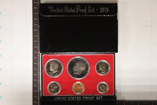 1976 US PROOF SET (WITH BOX)