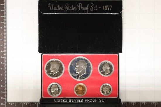 1977 US PROOF SET (WITH BOX)