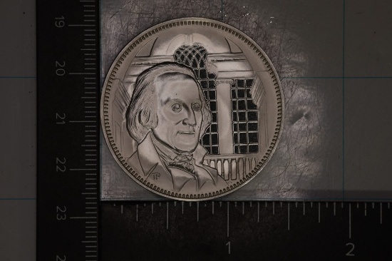 1.09 PF STERLING SILVER MEDAL OF THE BICENTENNIAL