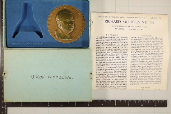 RICHARD MILHOUS NIXON BRONZE 2 3/4" MEDAL