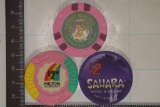 3 PLASTIC CASINO COLORIZED GAMING CHIPS: $2 SAHARA