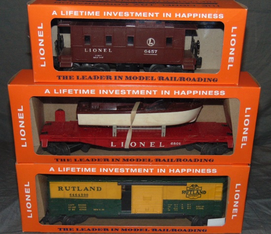 3 Lionel Freight Cars
