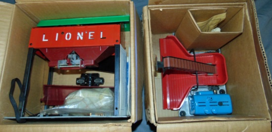 LN Boxed Lionel 397 & 497 Colling Accessories