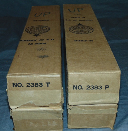 Clean Boxed Lionel 2383 SF F3 AA Diesels