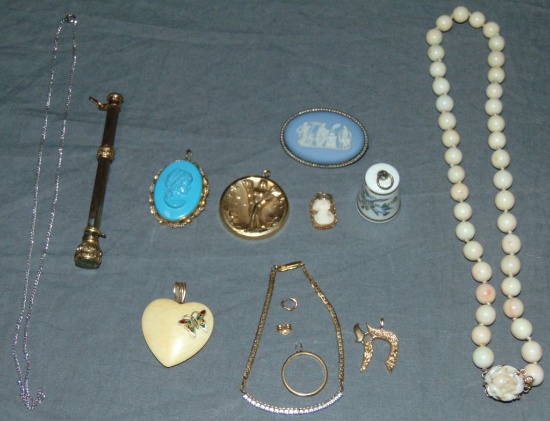 Jewlery Lot includes 14 & 18 Kt.