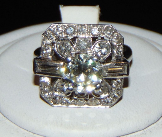 Art Deco Platinum Diamond Ring.