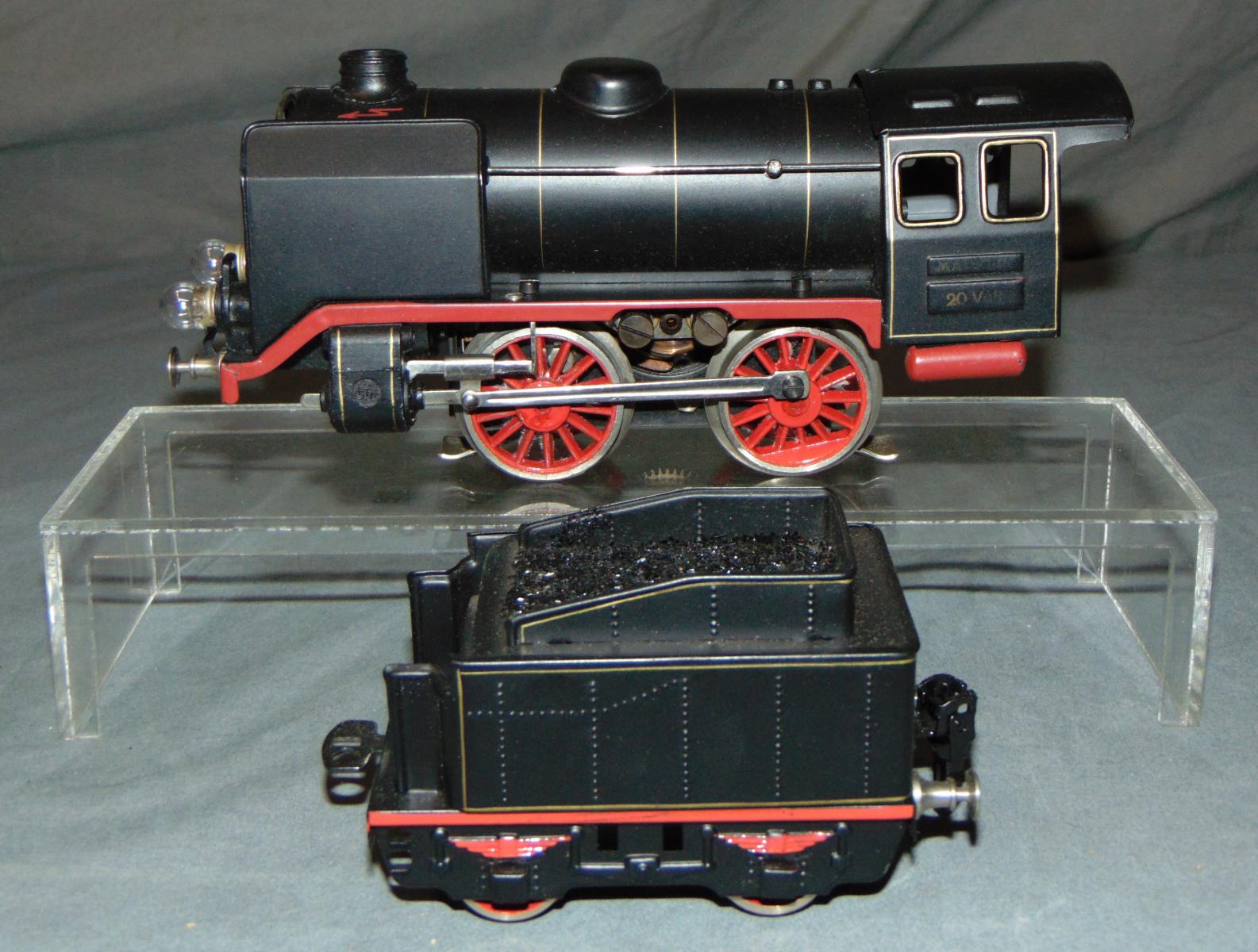 Märklin Lokomotive RS66/12910, weisses Dach, Spur 0 (Gebraucht) in