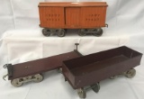 3 Clean Lionel 10 Series Freight Cars