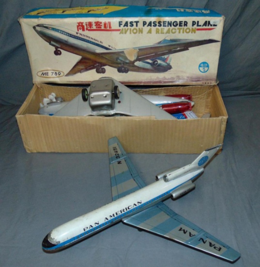 Lot of 2 Toy Airplanes, Friction & Battery Op