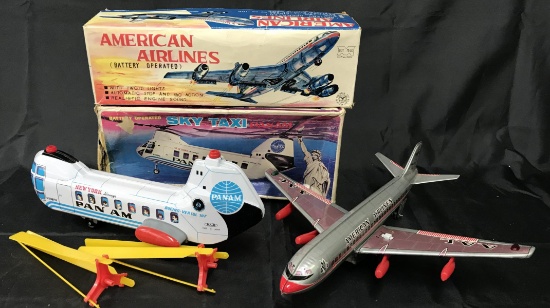 Boxed Battery Op Pan Am Sky Taxi & AA Plane