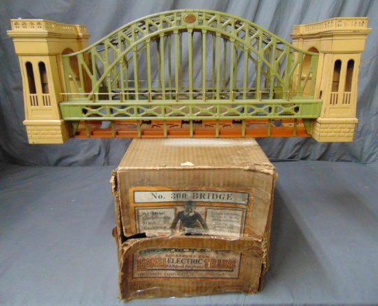 Boxed Lionel 300 Hellgate Bridge
