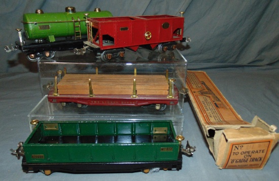 4 Early Lionel 800 Series Freight Cars