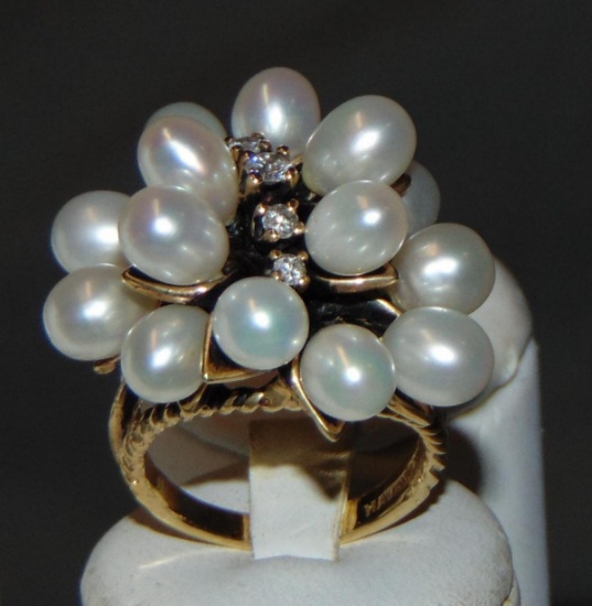 Gold, Pearl and Diamond Ring