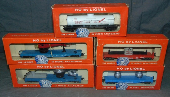 5 Lionel HO Space & Military Cars