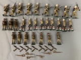 28 Modern Soldiers Lot