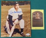 Joe DiMaggio Photo Signed. LOA.