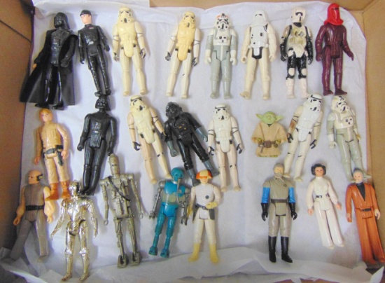 Vintage Kenner Star Wars Lot of 24 Action Figures