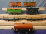 7 Lionel 800 Series Freight Cars