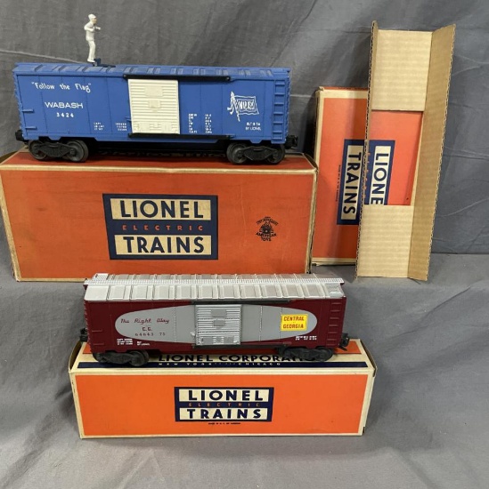 Nice Boxed Lionel 3424 & 6464-375 Freights