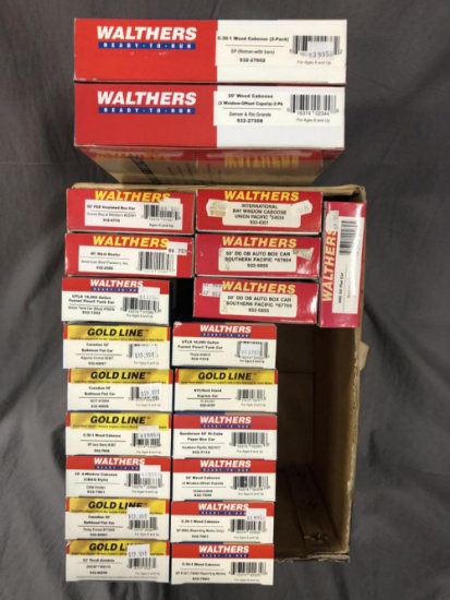 21 Boxed Walthers Freight Cars