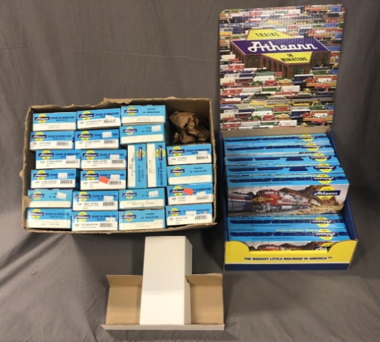 35 Boxed Athearn HO Freight Car Kits