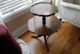 Decorative 2-Tier Side Table