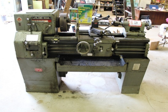 LeBlonde Regal Engine Lathe, 14"swing x 28" between centers includes Center