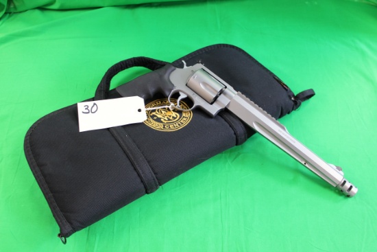 Smith & Wesson 500 Magnum Revolver, Performance Center Model 500 s/n JNM2108