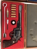 Smith & Wesson 29-2 Revolver .44 Magnum s/n N147752 w/ Wooden Case and Accessories