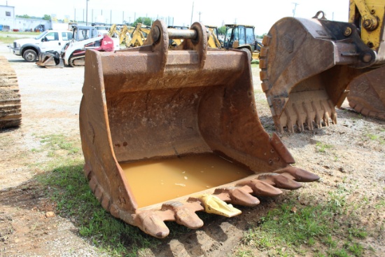 Hensley 72" Excavator Bucket w/side cutters Fits Komatsu PC-490