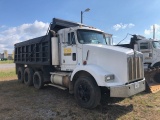 1998 Kenworth T800 Tri-Axle Dump Truck, C10 CAT Diesel, 8LL Transmission, 16' Steel