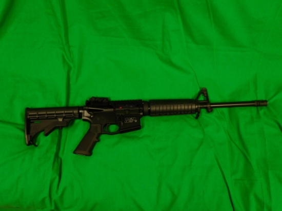 Smith & Wesson M&P 15  Semi-Automatic Rifle, .223/5.56 x 45mm, s/n TH53041