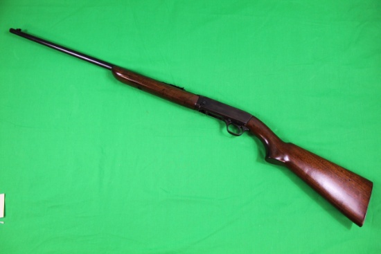 Remington 241 Speedmaster, 22LR, s/n 9565.  This is Remington’s equal to th